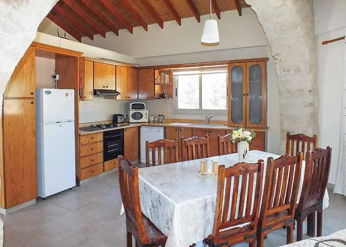 Вилла Lianti Помос